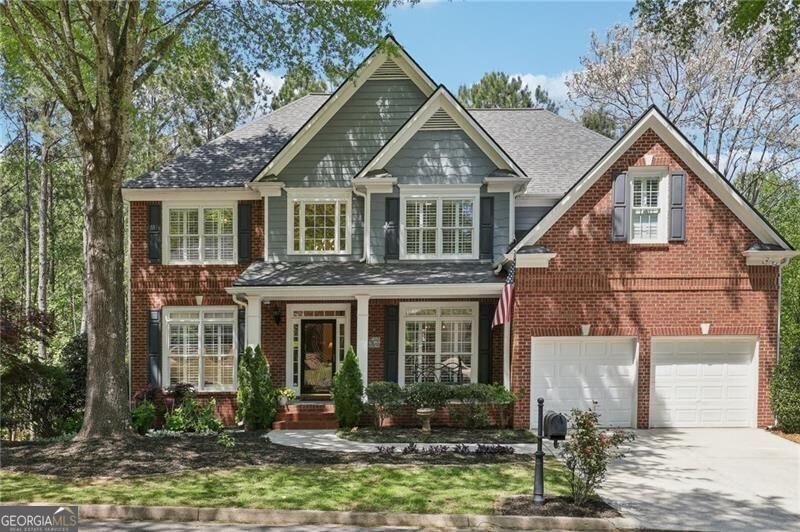 Property Photo: 8640 Amsbury Way GA 30041