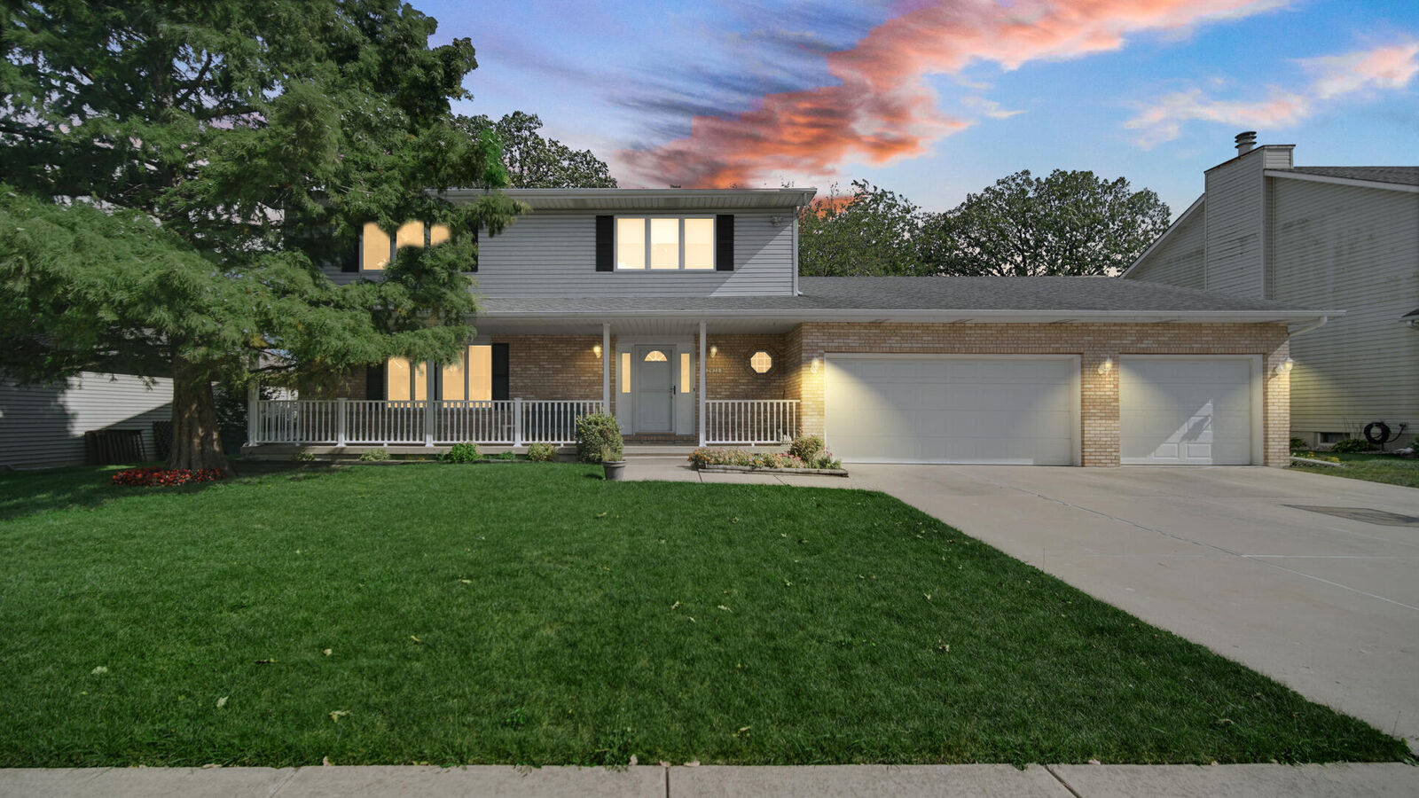 Property Photo:  2921 Morningside Drive  IN 46307 