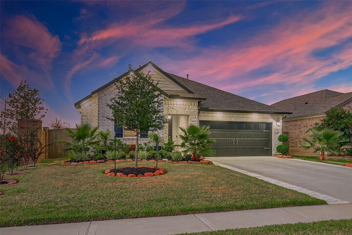 Property Photo: 31634 Rosebud Valley Lane TX 77447