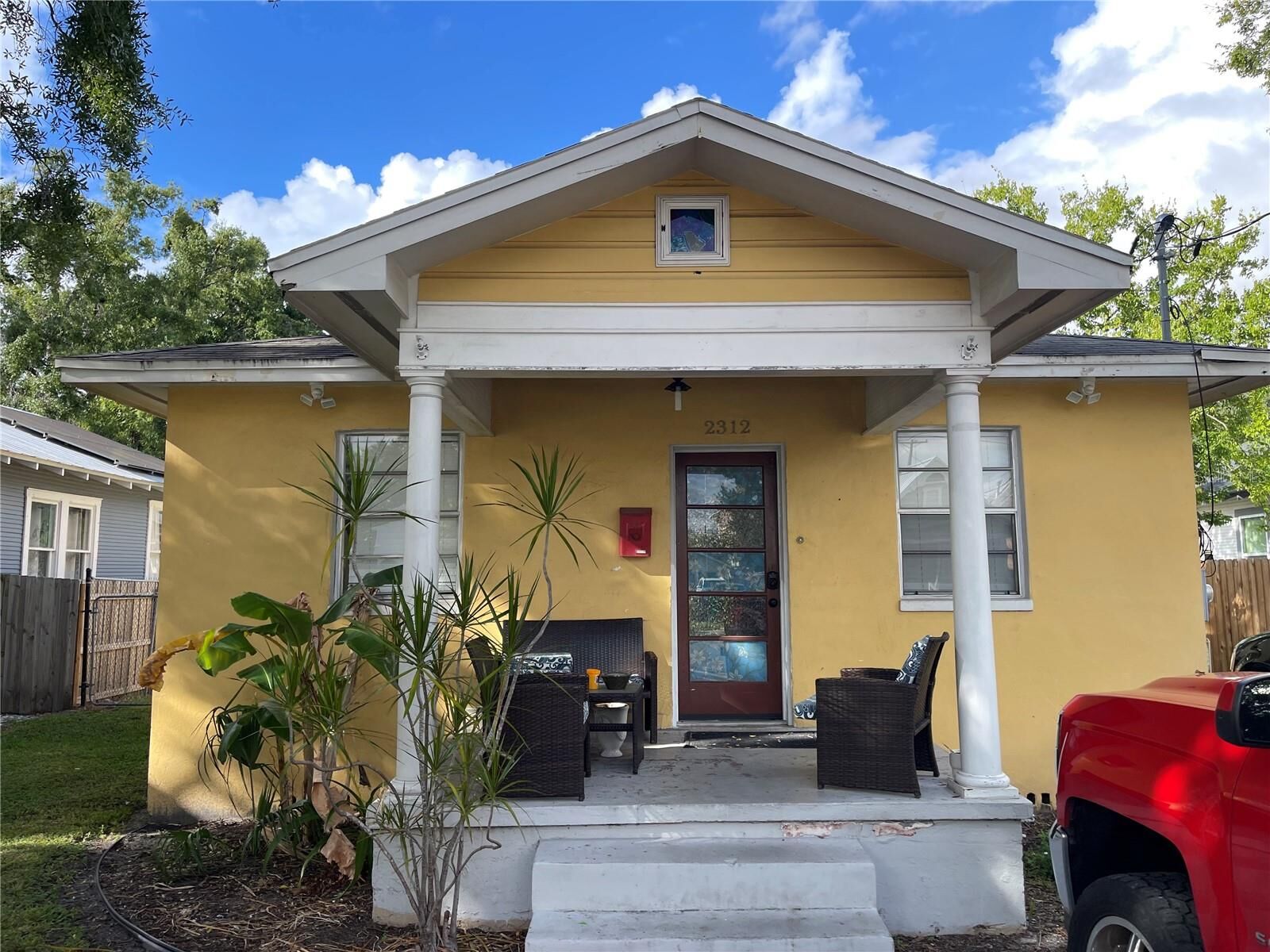 Property Photo: 2312 E 9th Avenue FL 33605