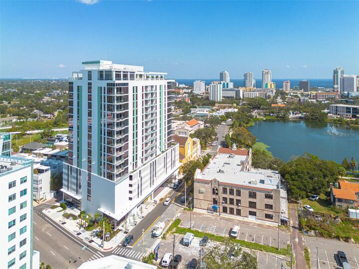 Property Photo: 777 3rd Avenue N 1106 FL 33701