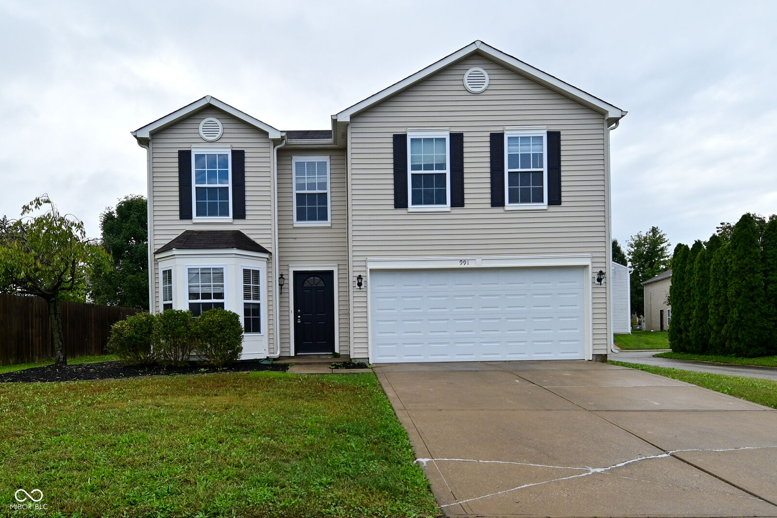 Property Photo:  991 Ravine Drive  IN 46131 