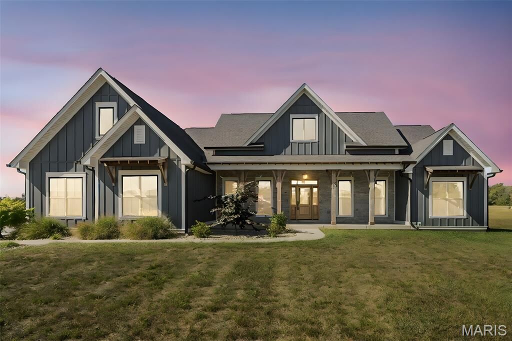 Property Photo:  807 Iron Horse Trail  MO 63055