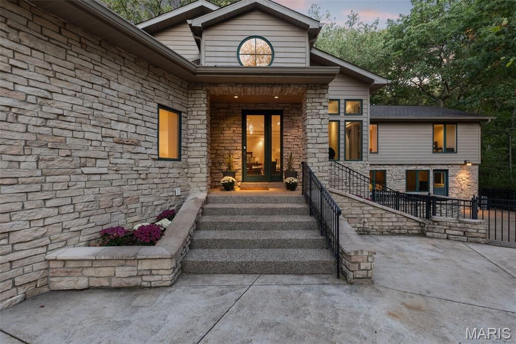 Property Photo: 1800 W Adams Avenue MO 63122
