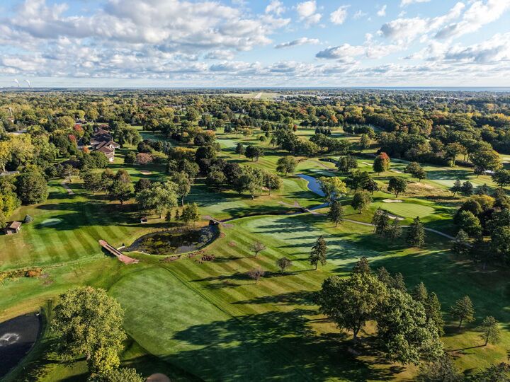 Property Photo: 1505 Country Club Dr WI 53406