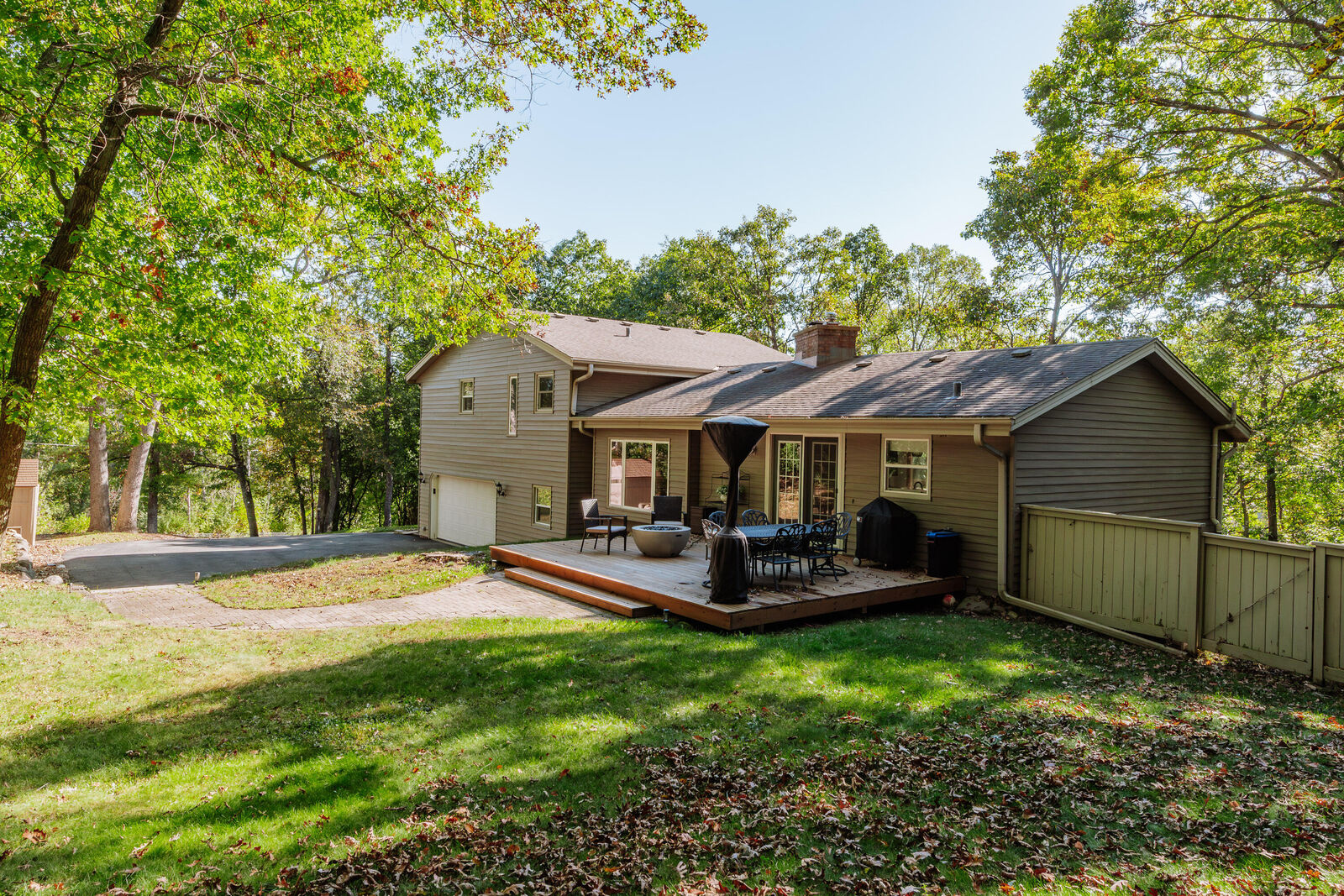 Property Photo: 715 Lochtyn Rdg WI 53183