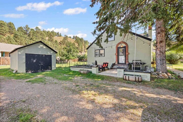 Property Photo: 185 Cliff Street SD 57732