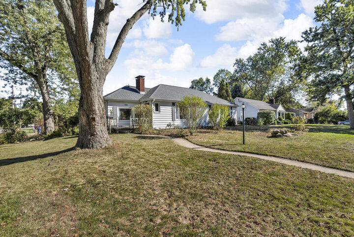 1021 S Higby Street  Jackson MI 49203 photo