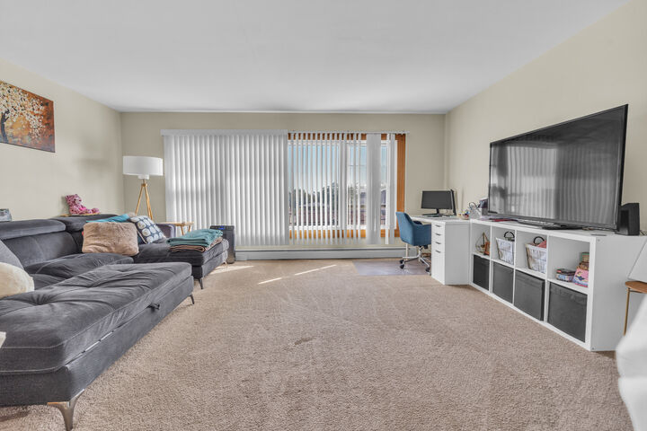 Property Photo:  4348 Ruby Street  IL 60176