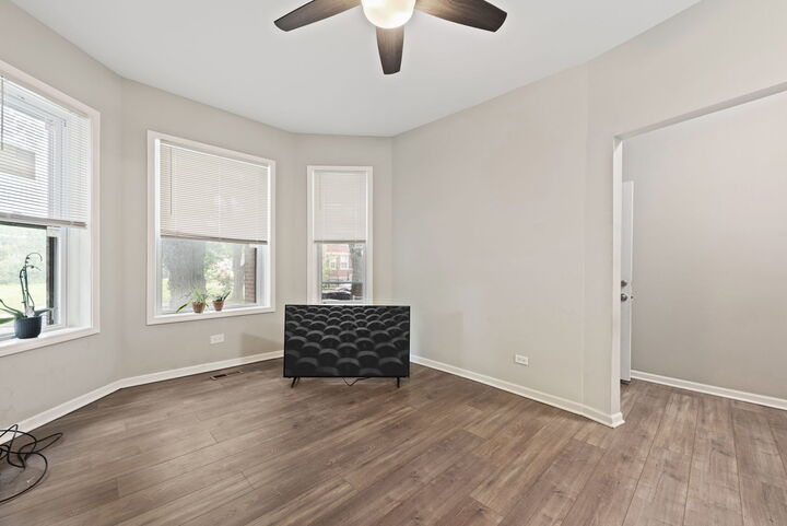 Property Photo: 7115 S Champlain Avenue IL 60619