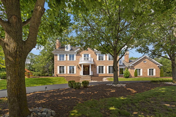 1 Hidden Lake Drive  Burr Ridge IL 60527 photo