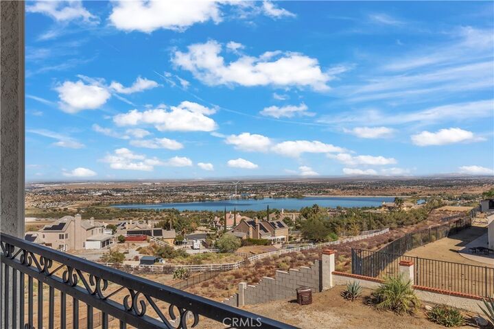 Property Photo:  345 Lakeview  CA 93551 