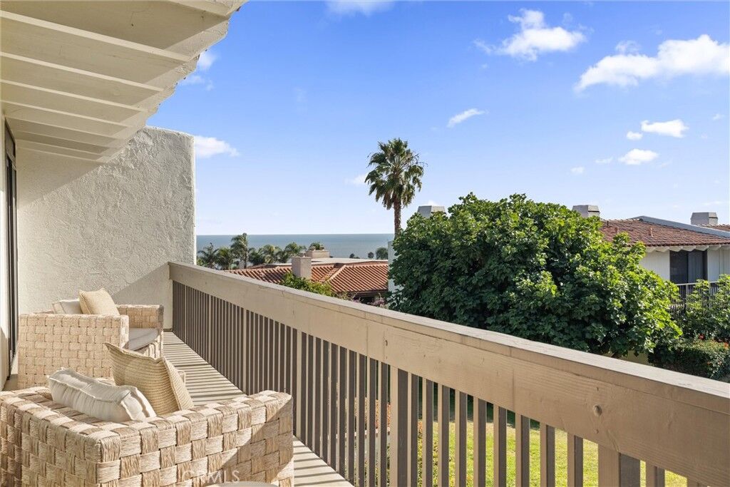 Property Photo:  32541 Coastsite  CA 90275 