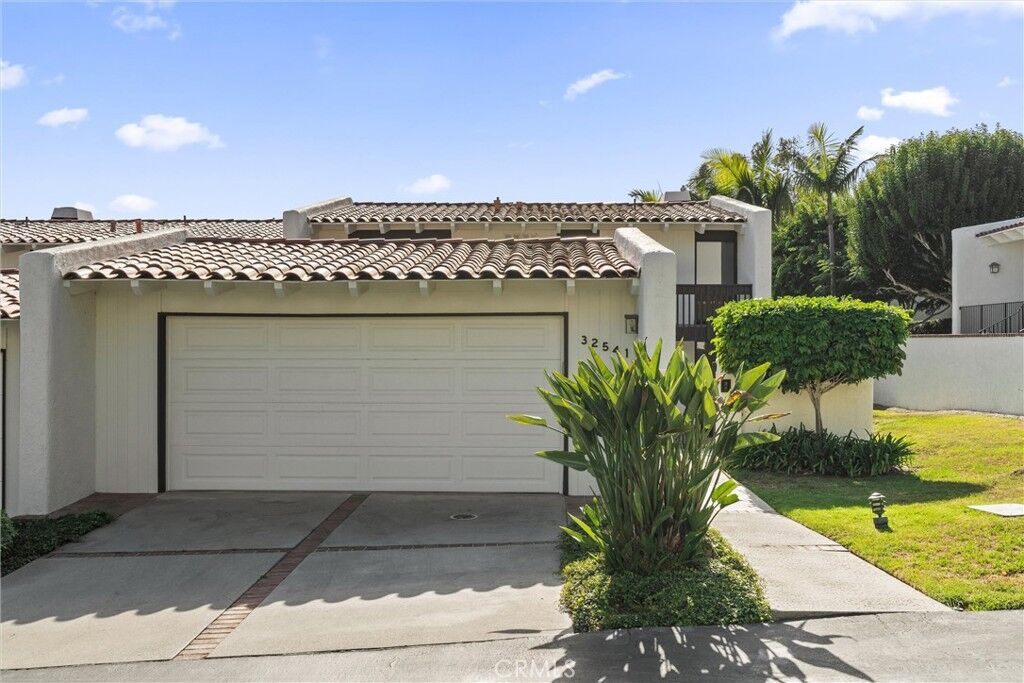 Property Photo:  32541 Coastsite  CA 90275 