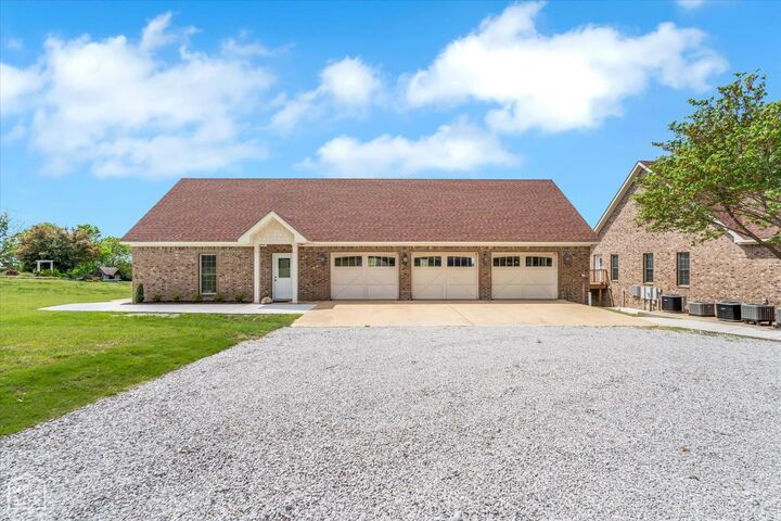 Property Photo: 212 County Road 107 AR 72404