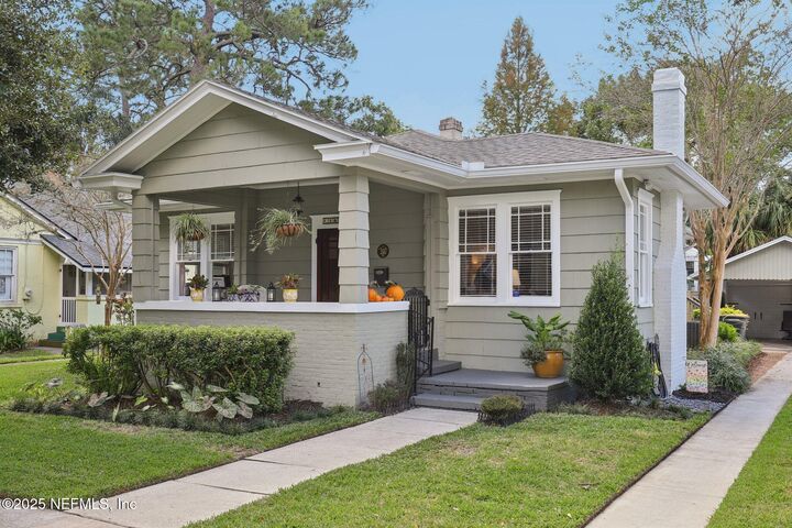 Property Photo: 1444 Talbot Avenue FL 32205