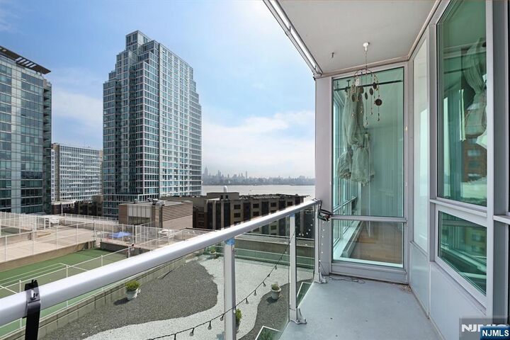 Property Photo:  20 Newport Parkway 1211  NJ 07310 