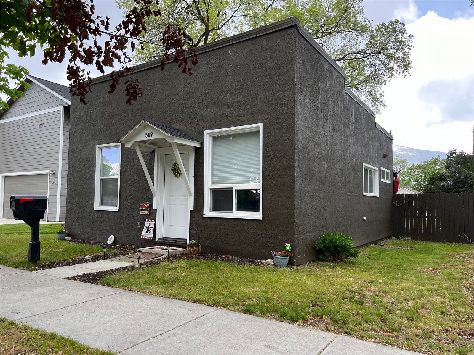Property Photo:  509 N 5th Street  MT 59840 