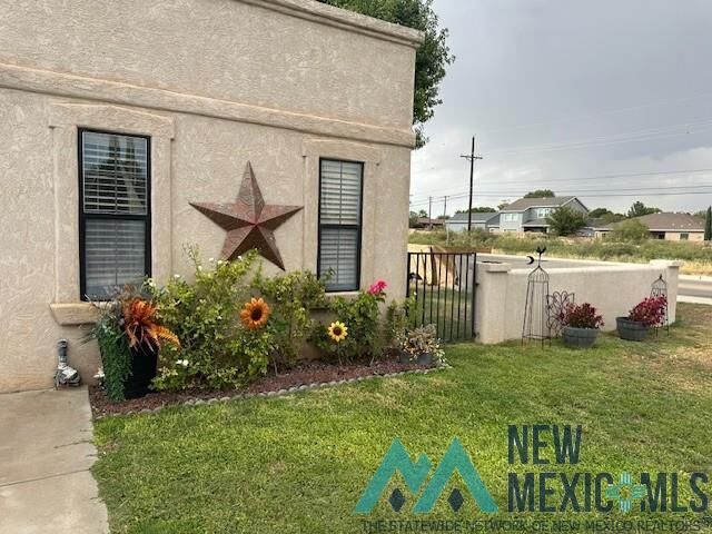 Property Photo:  1715 Watson Court  NM 88220