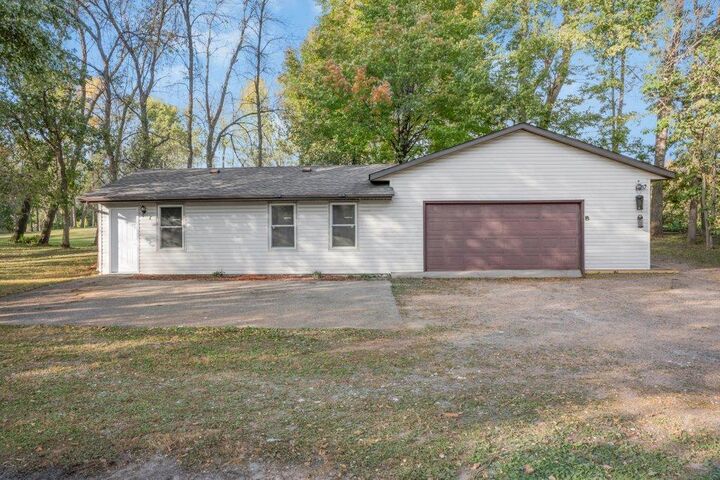Property Photo:  9245 Cherry Lane  MN 55340 
