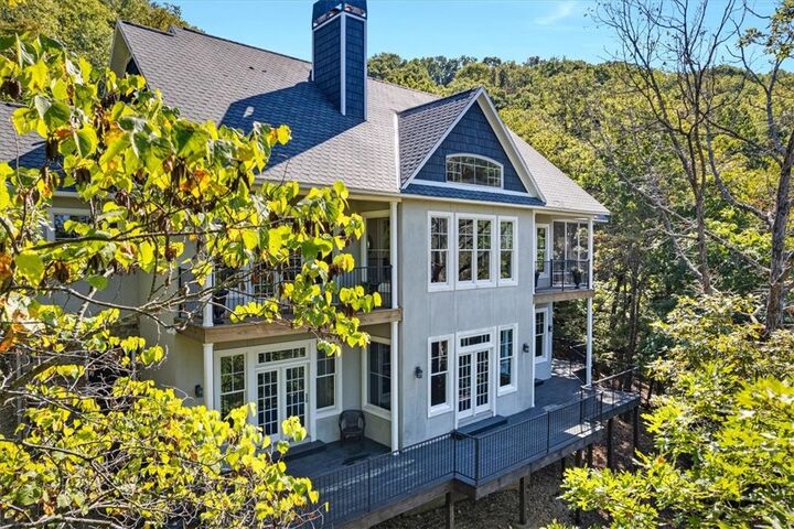 Property Photo:  1007 S Bayshore Drive  AR 72631 