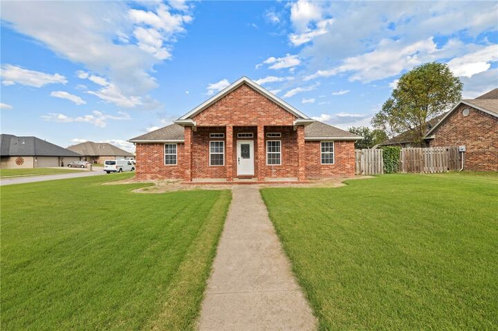 301 Hindman Drive  Prairie Grove AR 72753 photo