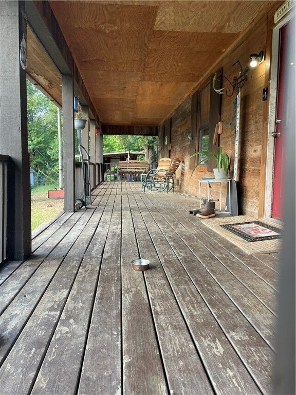 Property Photo: 695 County Road 4491 AR 72830