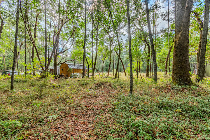 Property Photo: 211 Peaceful Valley Lane OR 97527