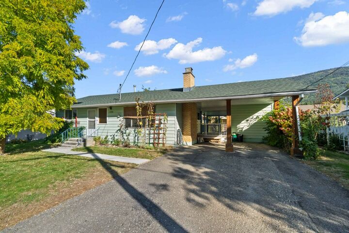 7150 49 Street NE  Salmon Arm BC V0E 1K0 photo