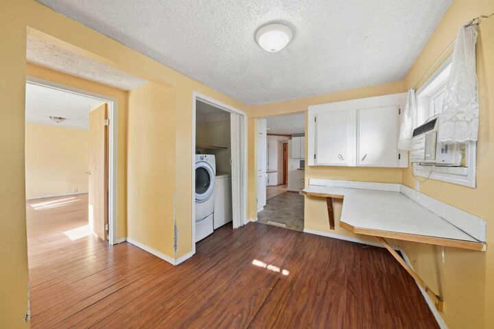 Property Photo:  1221 Lucina Street  AB T0M 1R0 