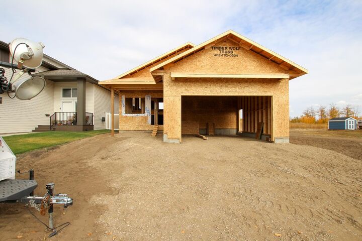 Property Photo: 4782 Aspen Lakes Boulevard AB T4M 0M8