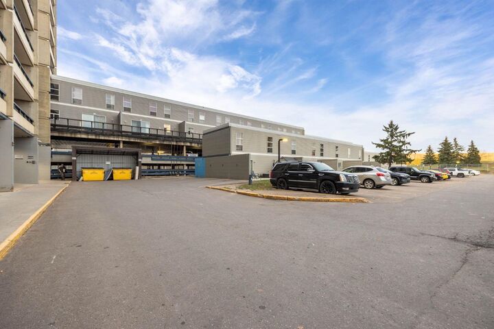 21 Macdonald Drive 1644  Fort McMurray AB T9H 4H4 photo