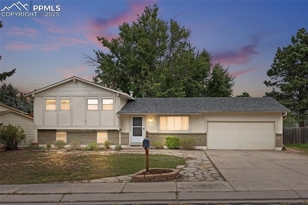 Property Photo:  3371 Teardrop Circle  CO 80917 