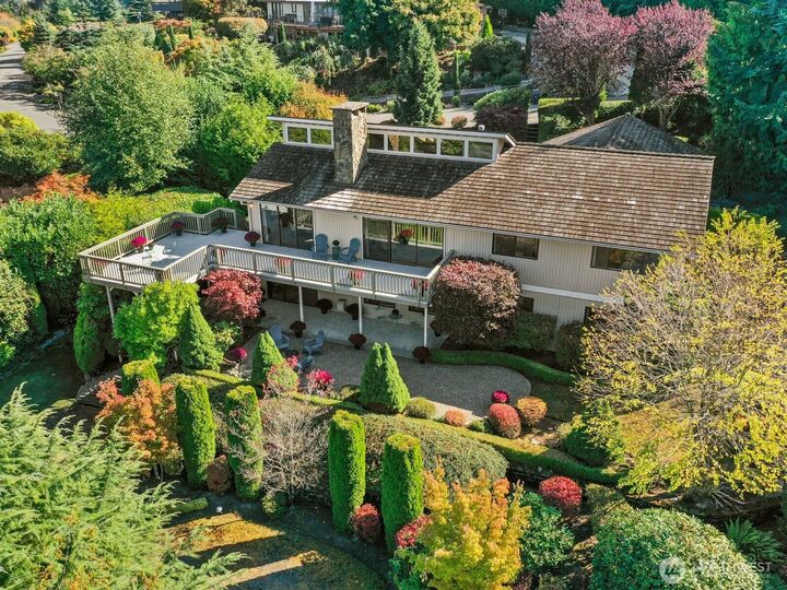 5015  145th Place SE  Bellevue WA 98006 photo