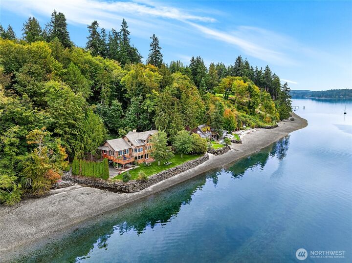 Property Photo:  14433  Silven Avenue NE  WA 98110 