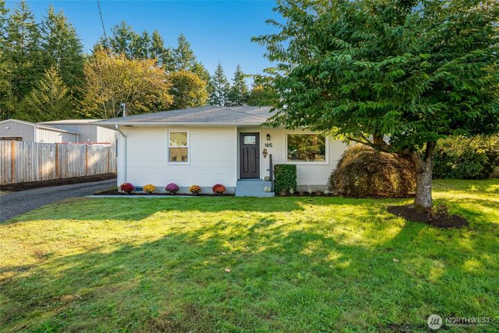 1815  Bickford Avenue  Snohomish WA 98290 photo