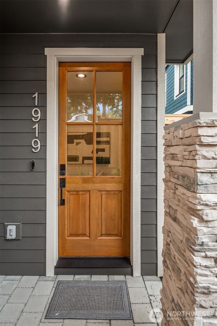 Property Photo: 1919 3rd Street WA 98033