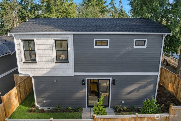 Property Photo: 1919 3rd Street WA 98033