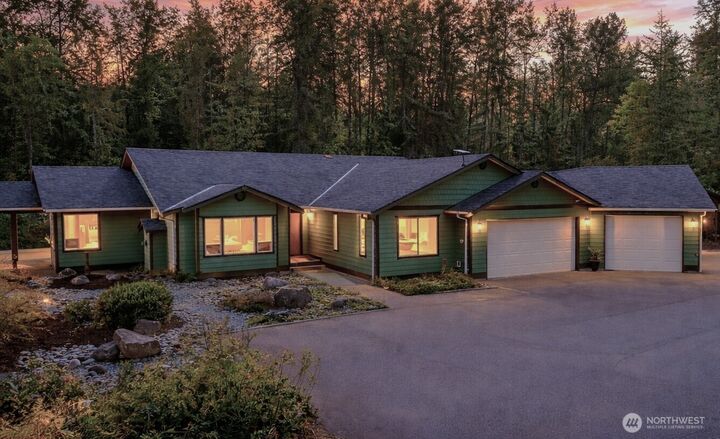 Property Photo:  36003  36th Avenue E  WA 98328 
