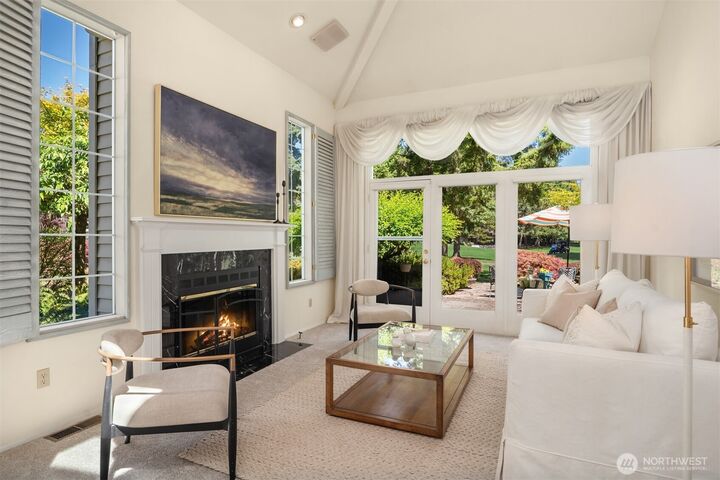 Property Photo: 2029 Mill Green Court SE WA 98012