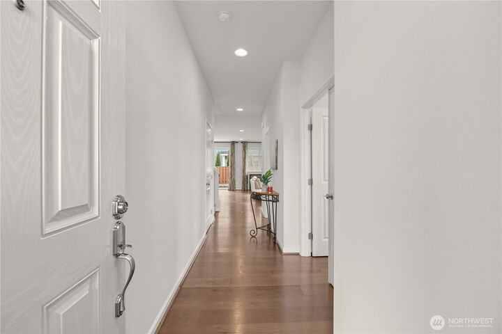 Property Photo: 3014 46th Place SE WA 98203