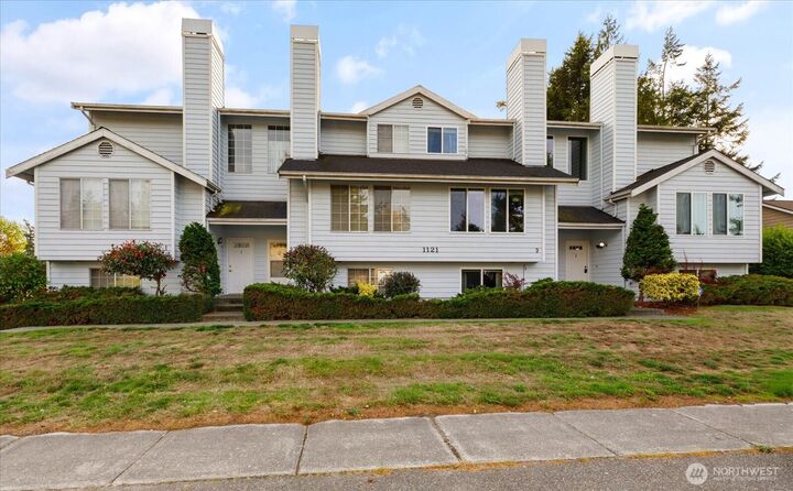 1121 SW Barrington Drive 3  Oak Harbor WA 98277 photo