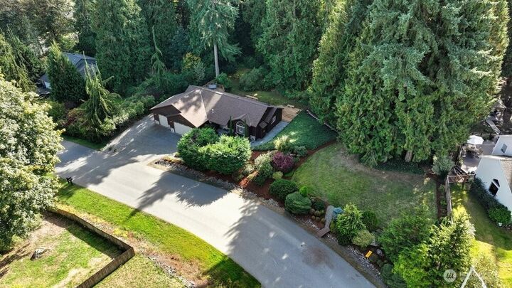 Property Photo:  10910  198th Place SE  WA 98296 