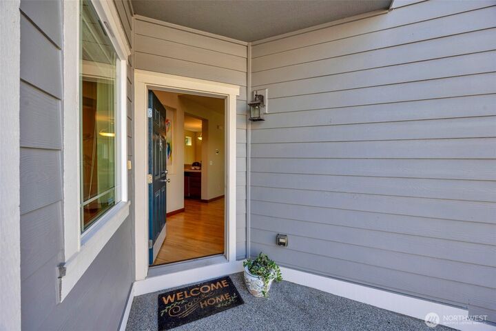 Property Photo: 17404 14th Avenue SE WA 98012