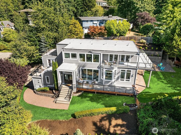 6447 NE 129th Place  Kirkland WA 98034 photo