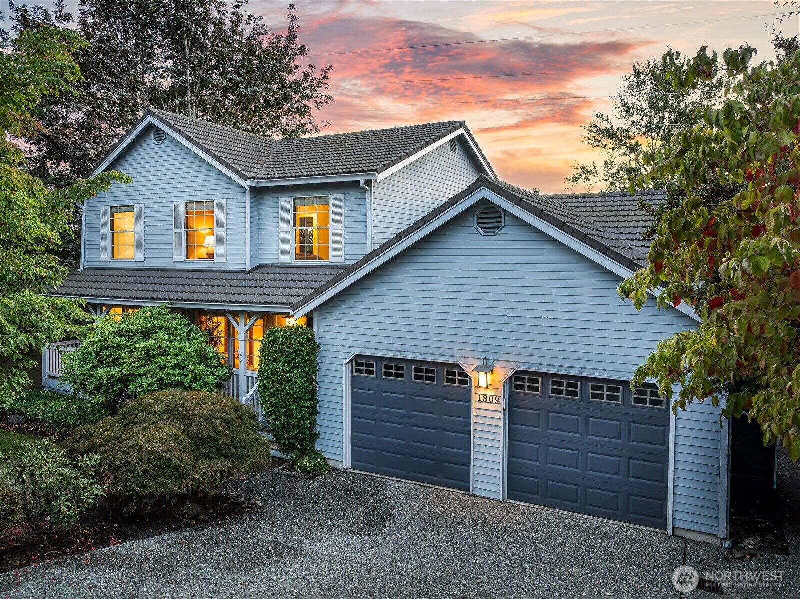 Property Photo: 1809 136th Place SE WA 98005