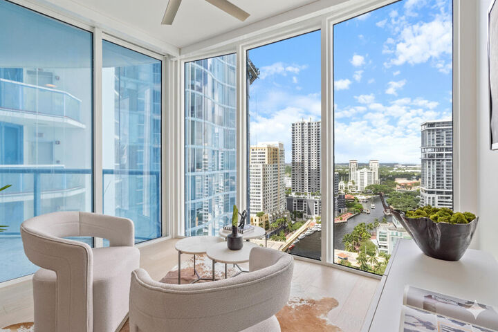 Property Photo: 333 Las Olas Way 2406 FL 33301