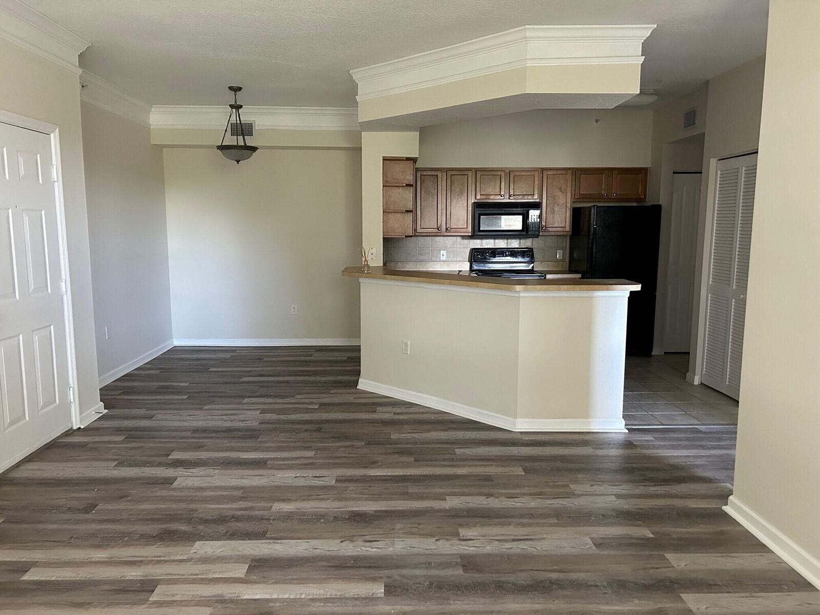 Property Photo:  9825 Baywinds Drive 1206  FL 33411 