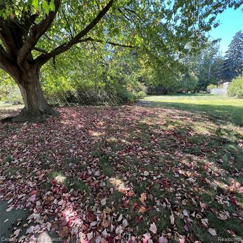 Property Photo:  406 S Webik Avenue  MI 48017