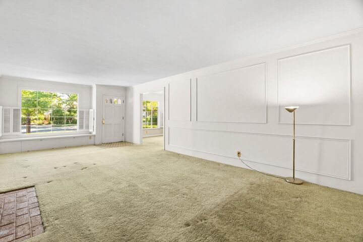 Property Photo:  61 Primrose Way  CA 94303